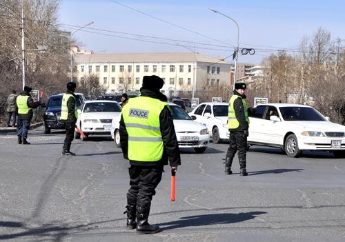 Согтууруулах ундааны зүйл хэрэглэсэн үедээ тээврийн хэрэгсэл жолоодсон нийт 37 жолоочийг илрүүлжээ